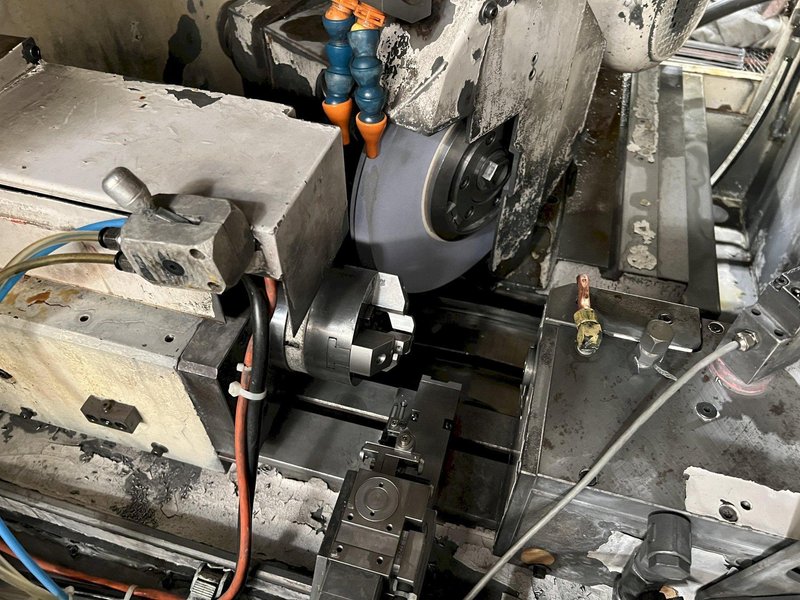Studer S20 CNC Plain Cylindrical Grinder with Combination Plain/Angle Wheel Head and Swiveling Work Head.
