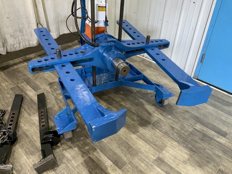 100 TON POWER TEAM HORIZONTAL HYDRAULIC WHEEL PULLER: STOCK #81066