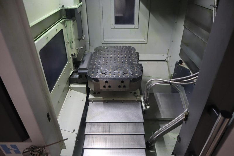 Hardinge-Bridgeport Model V480 APC Vertical Machining Center with 2-Station Automatic Pallet Changer, 10K Spindle, Probing System, Chip Conveyor