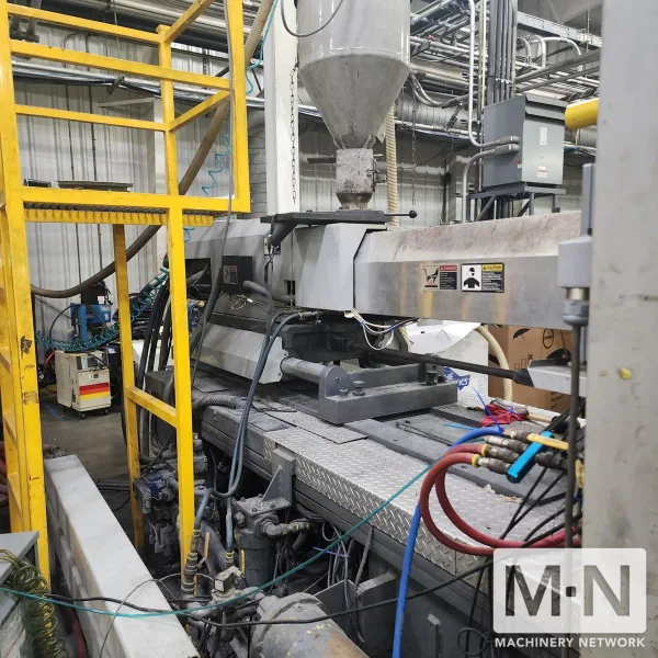 400 TON 59 OZ VAN DORN MODEL 400HT-2800 INJECTION MOLDING MACHINE MFG 1999