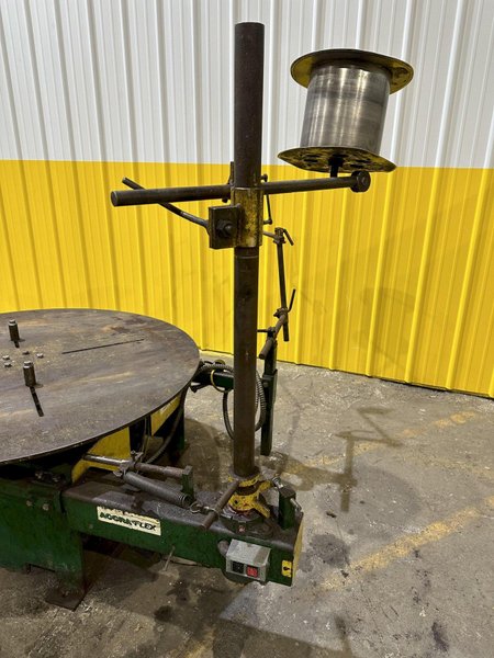 5,500 LBS X 48&quot; AWC (ACCRA-WIRE CONTROLS) MODEL #F-200 HORIZONTAL PALLET TYPE POWERED DE-COILER REEL: STOCK #20066