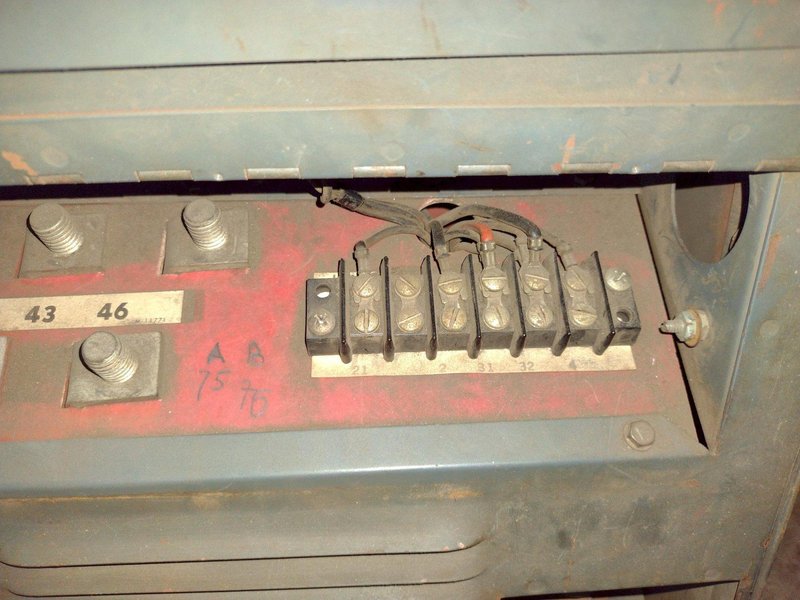 LINCOLN MODEL IDEALARC #R3S-600 WELDER POWER SUPPLY: STOCK# 23617