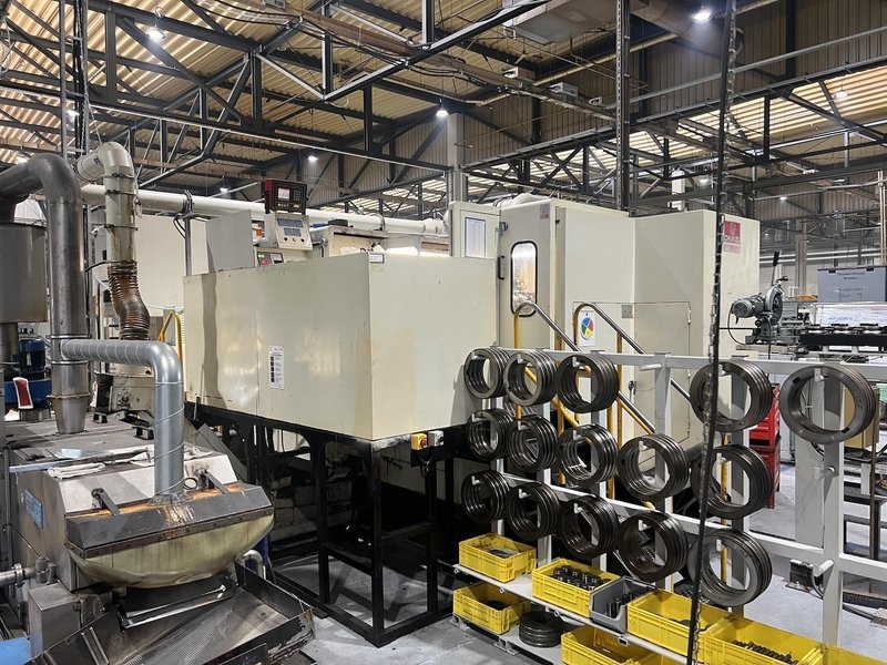 Chun-Zu Model CBP-165S Five Die Bolt Former