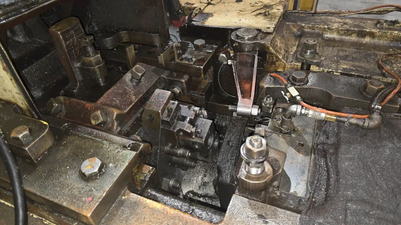 5/16" National 1D2B High-Speed Header w/PKO - 1 of 2