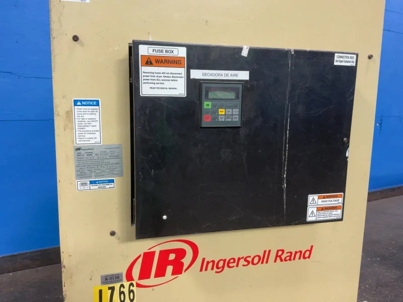 INGERSOLL RAND 9  HP REFRIGERATED COMPRESSED AIR DRYER  -  D2720INA400