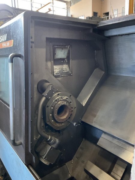 Doosan Puma 300c CNC Lathe, 15″ Chuck, 2012