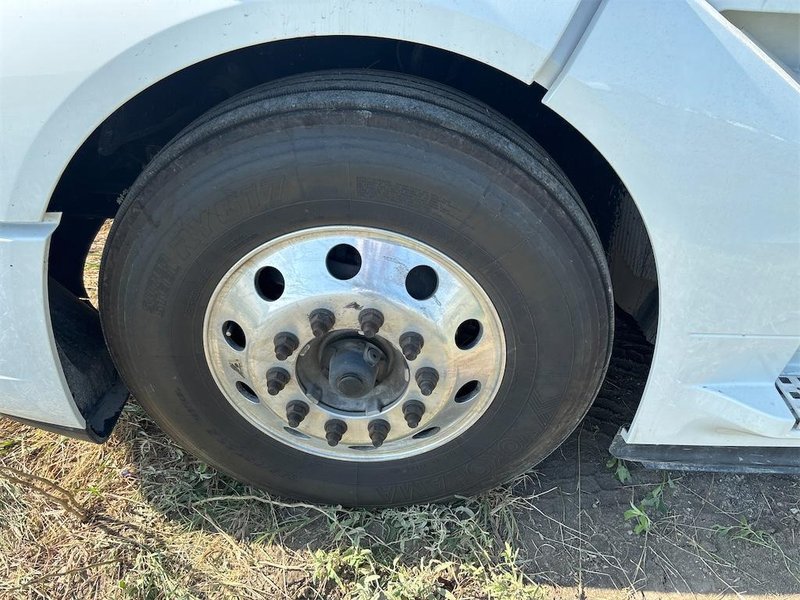 2024 Volvo VNL64T860 4V4NC9EH1RN650847