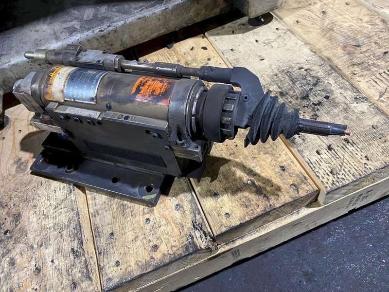 EMHART TUCKER LM240/310/K3100 Stud Welder Head USED