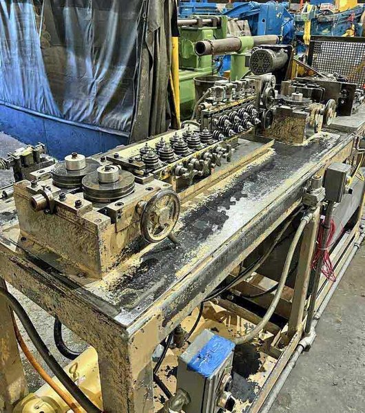 Tube Straightener and Cut-Off Machine, Komo Machine STOCK# 3935