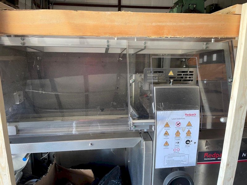 Redpack Horizontal Flow Wrapping NTS 2021 Extended Infeed 10&#039; equipped with Herma 500 Premium Label Applicator