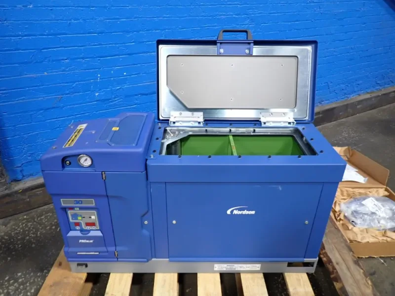 NORDSON 19" X 8" X 12" ADHESIVE MELTER  -  PROBLUE 30 1049329