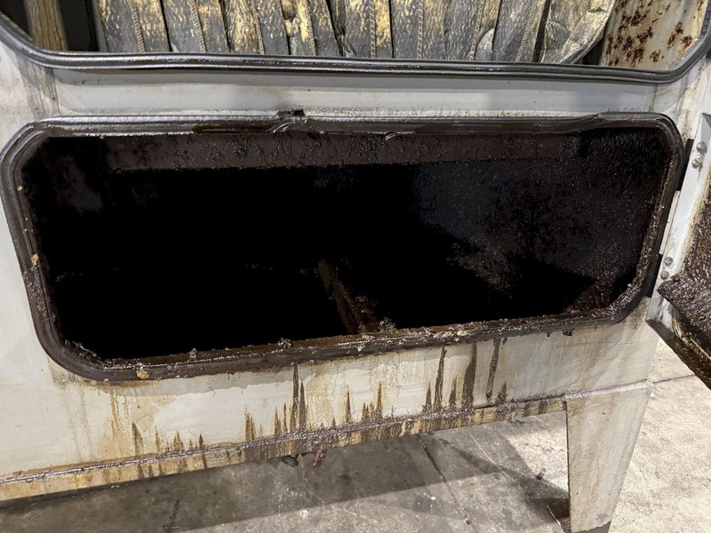 2,500 CFM UAS DUST-HOG MODEL F2500 MIST COLLECTOR: YOBRO #24127