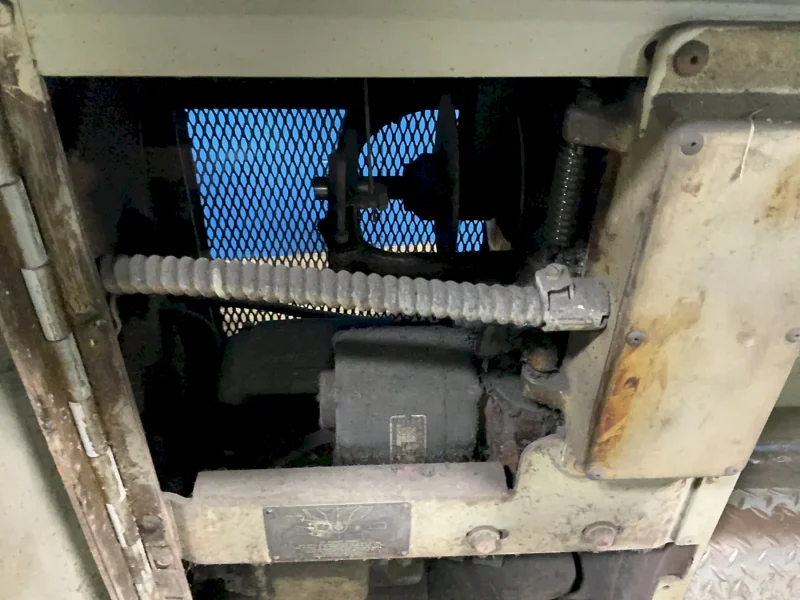 HARDINGE 9” X 26” LATHE  -  DSM59