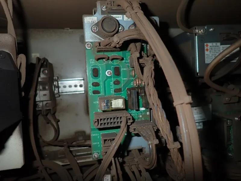 YASKAWA MOTOMAN ROBOT  -  MH6
