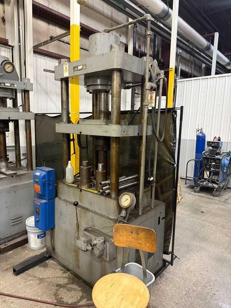 100 Ton M &amp; N Hydraulic Press