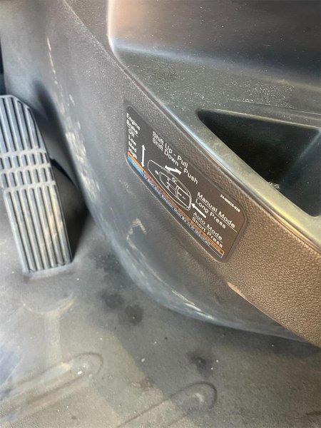 2020 Freightliner CA126SLP - Cascadia  3AKJHHDR2LSLR4945