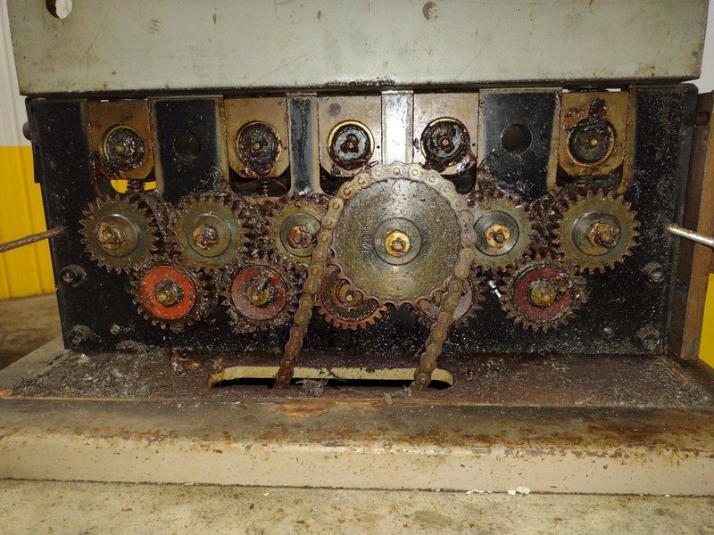 6" PA INDUSTRIES POWERED STRAIGHTENER. STOCK # 0218726