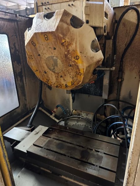 Fanuc A T10C Robodrill CNC Drill &amp; Tap Center