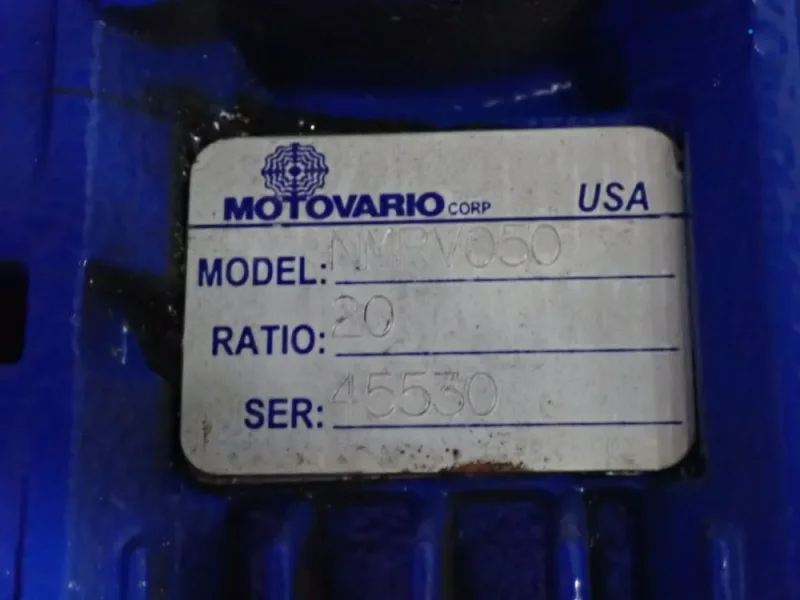 ALLEN-BRADLEY 5000 RPM SERVO MOTOR/WORM GEAR REDUCER ASSEMBLY  -  MPL-A330P-SJ22AA