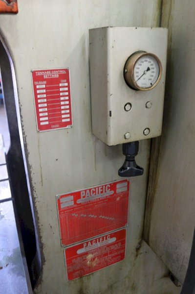 150 TON PACIFIC MODEL 150PF-OBS C-FRAME HYDRAULIC PRESS: STOCK #70360
