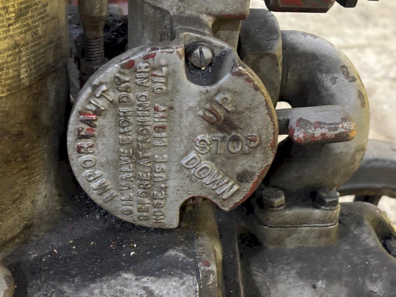 (2) 100 TON DUFF NORTON MODEL #144-CMJ AIR MOTOR JACKS, 30&quot; LIFT: YOBRO #24192