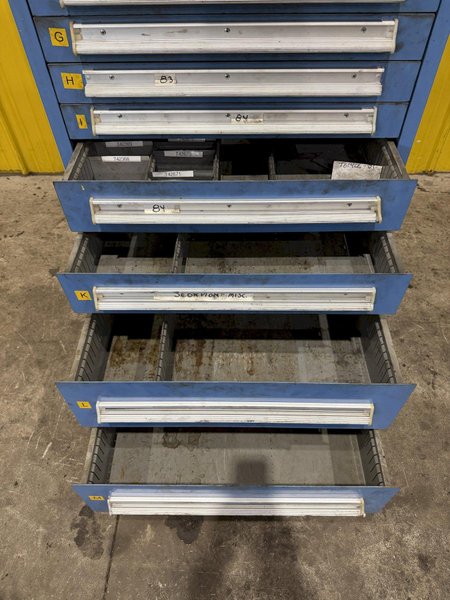 13 DRAWER x 30" x 28" x 59" HIGH LYON TOOL STORAGE CABINET: YOBRO #25394