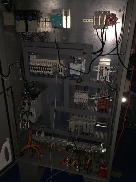 Standard Knapp 939S Versatron Drop Packer with Soft Catch Technology, 2015