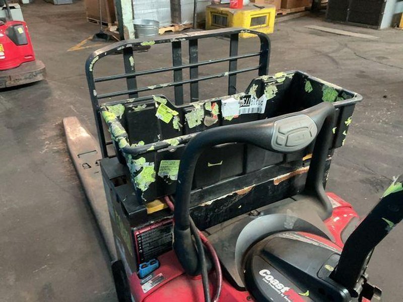 Raymond  8000 Lbs  Electric Pallet Jack  - 8410