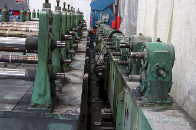 15 STANDS X 3&#039; X 44&#039; BRADBURY ROLLFORMER: STOCK #69559