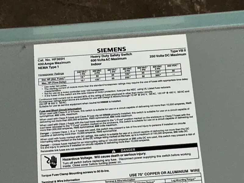 Siemens  400 Amps  Heavy Duty Switch  - Hf365h