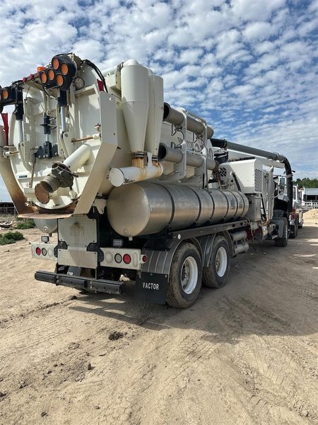 2012 Mack GU 713 1M2AX09C1CM010798