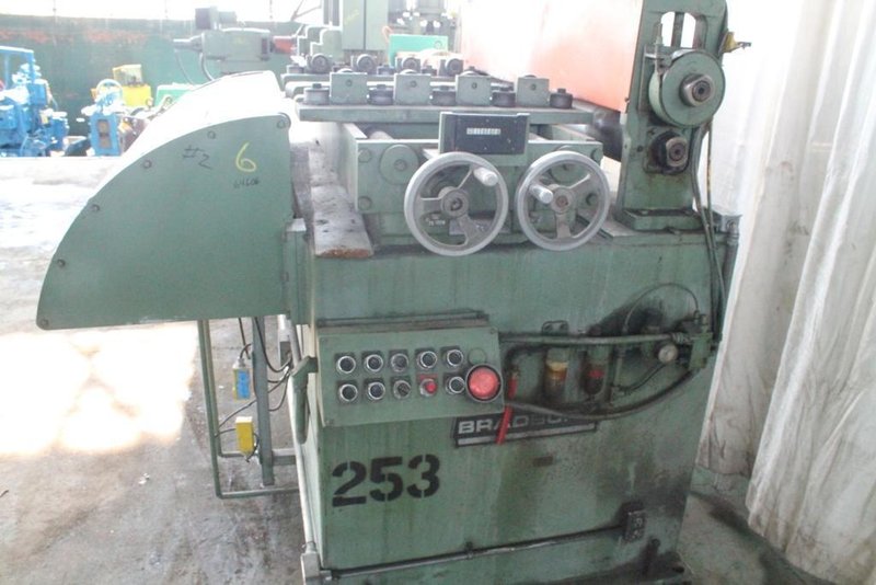 52" BRADBURY SERVO FEED WITH PINCH ROLLS: #64606