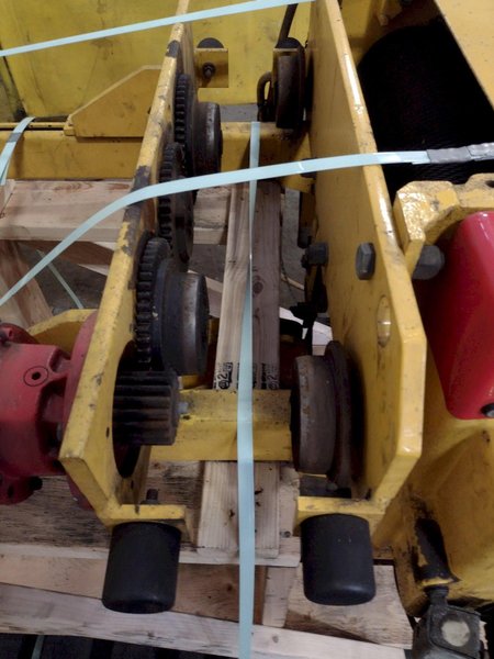 5 TON STREET CRANE MODEL #ZX34 POWERED CABLE HOIST: STOCK #17928