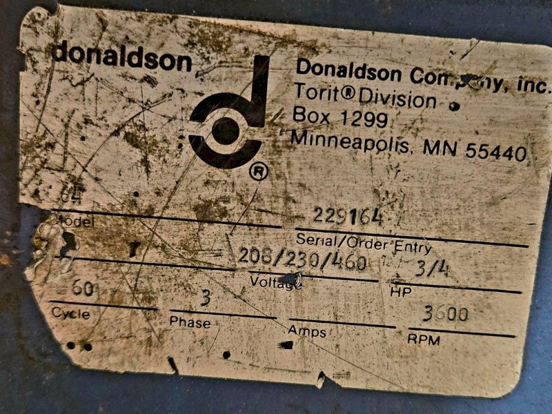 DONALDSON TORIT 64 DUST COLLECTOR 230/460V 3/4 HP USED