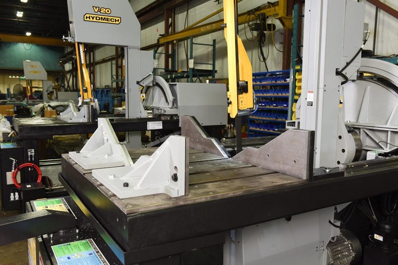 NEW - 25"H x 20"W HYD-MECH V-20 VERTICAL TILT FRAME BAND SAW