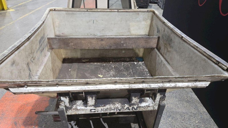 CUSHMAN 898457-8820 MAINTENCE VEHICLE PARTS NOT WORKING