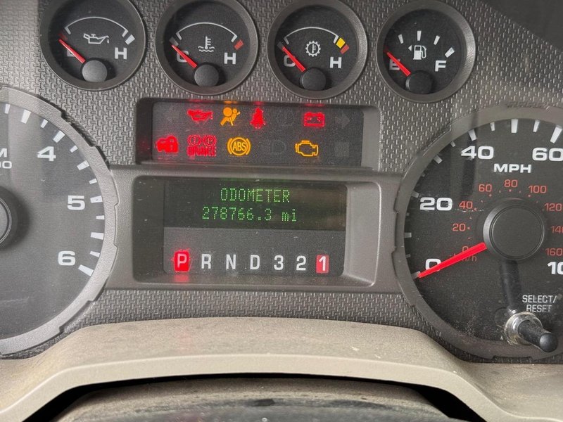 Ford F-450 Flatbed Truck, 2008 – 6.4L Power Stroke Diesel, DRW, Automatic, 12′ Bed,