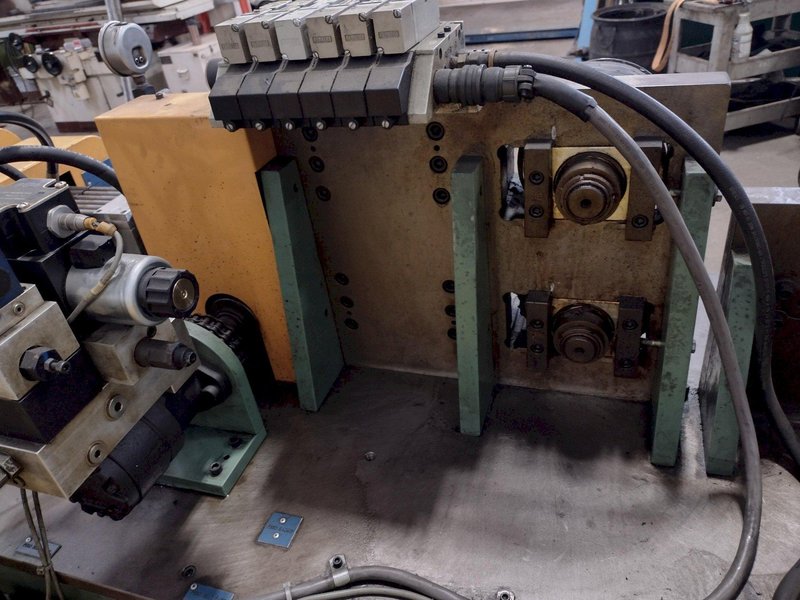 BURR OAK MODEL #VBHB RETURN TUBE BENDER &amp; MODEL #MTCO STRAIGHTENER FEEDER: STOCK #15868