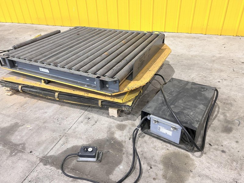 60" X 48" 4000 LB ECONO LIFT HYDRAULIC LIFT TABLE WITH ROTARY TOP: STOCK #20957