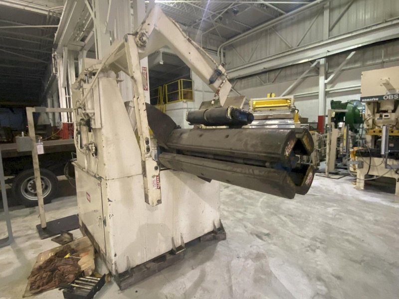 20000 Lbs. Rowe Coil Reel and Straightener