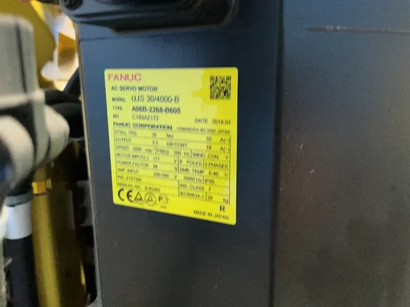 FANUC ROBOT ARM  -  M-900IB/280L