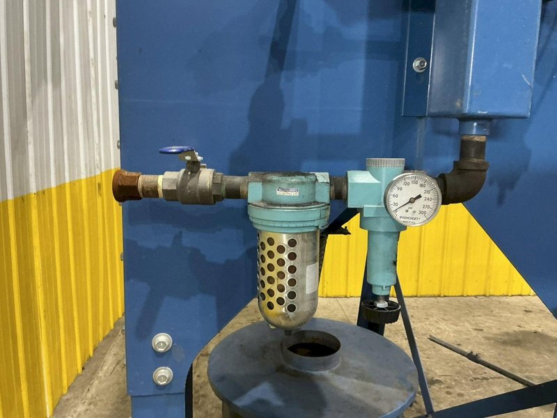 TORIT MODEL #3DF6 DUST COLLECTOR: YOBRO #25371