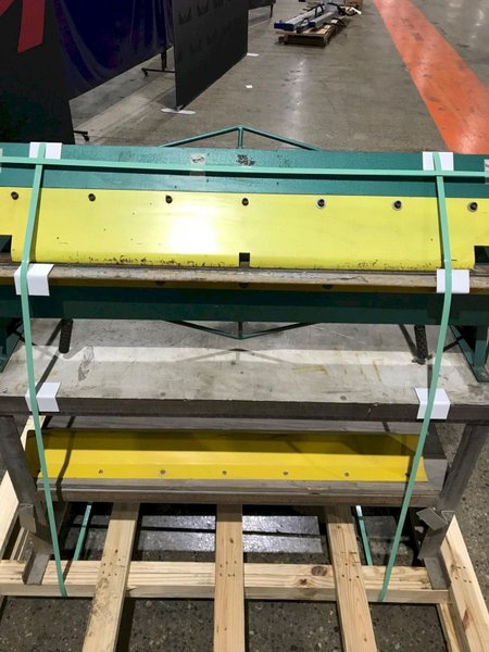 MANUAL PRESS BRAKE USED