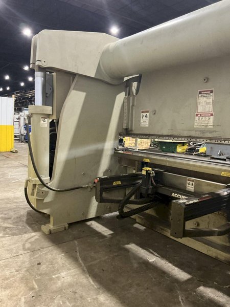 320 TON X 10' ACCURPRESS MODEL #732010 ADVANTAGE HYDRAULIC PRESS BRAKE, W/ ETS 3000 CONTROLS, NEW 2010: YOBRO #24910