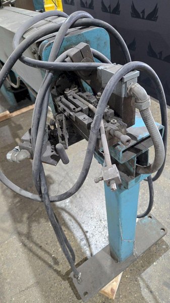LUBOW WIRE STRAIGHTENER/CUTOFF MACHINE USED