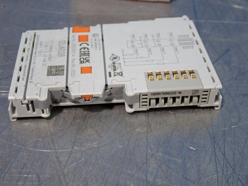 BECKHOFF 8X ANALOG OUTPUTS  -  EL4028