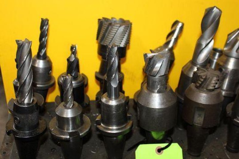 2.5&quot; DEVLIEG 2B-36 SPIRAMATIC HORIZONTAL BORING MILL W/ TOOLING. STOCK # 0881425