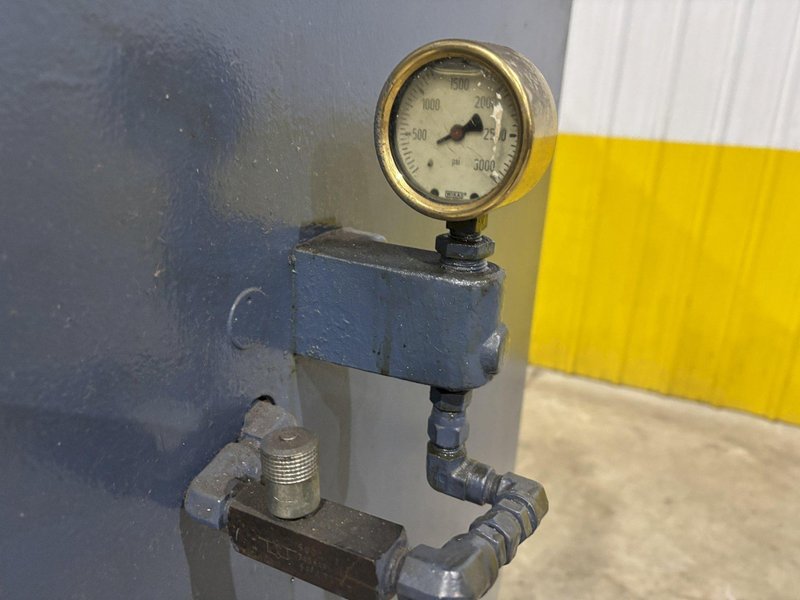 12 TON HANNIFIN MODEL #OFC-12C DYNA-QUIP HYDRAULIC C FRAME PRESS: STOCK #22192