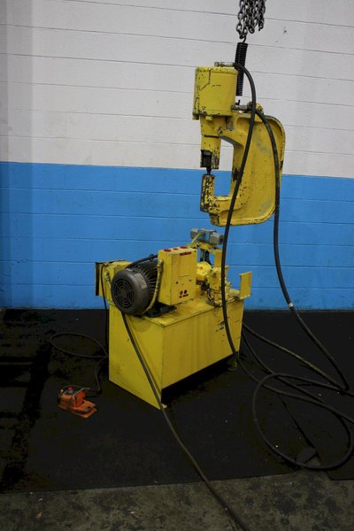 80 TON FABRLINE HYDRAULIC WEBB PUNCH: STOCK #76019
