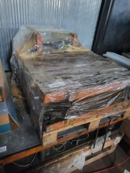 Die, Fin, Oak STOCK# 4290